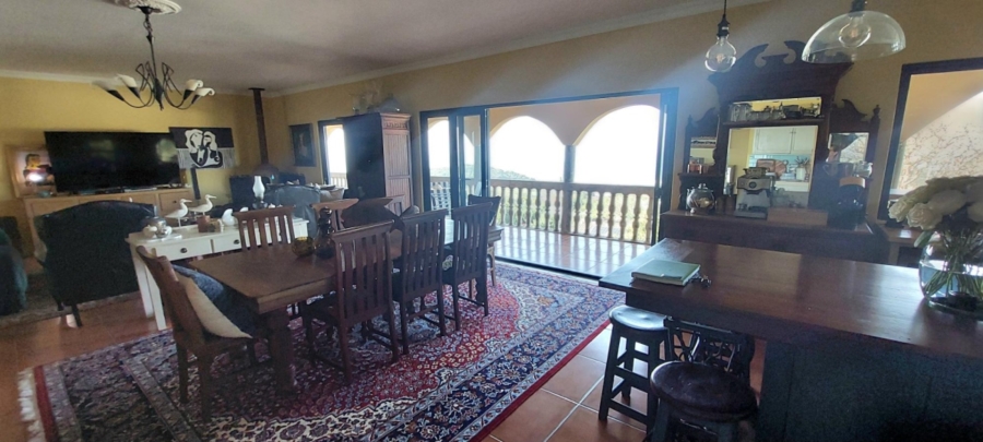 6 Bedroom Property for Sale in Cintsa East Eastern Cape